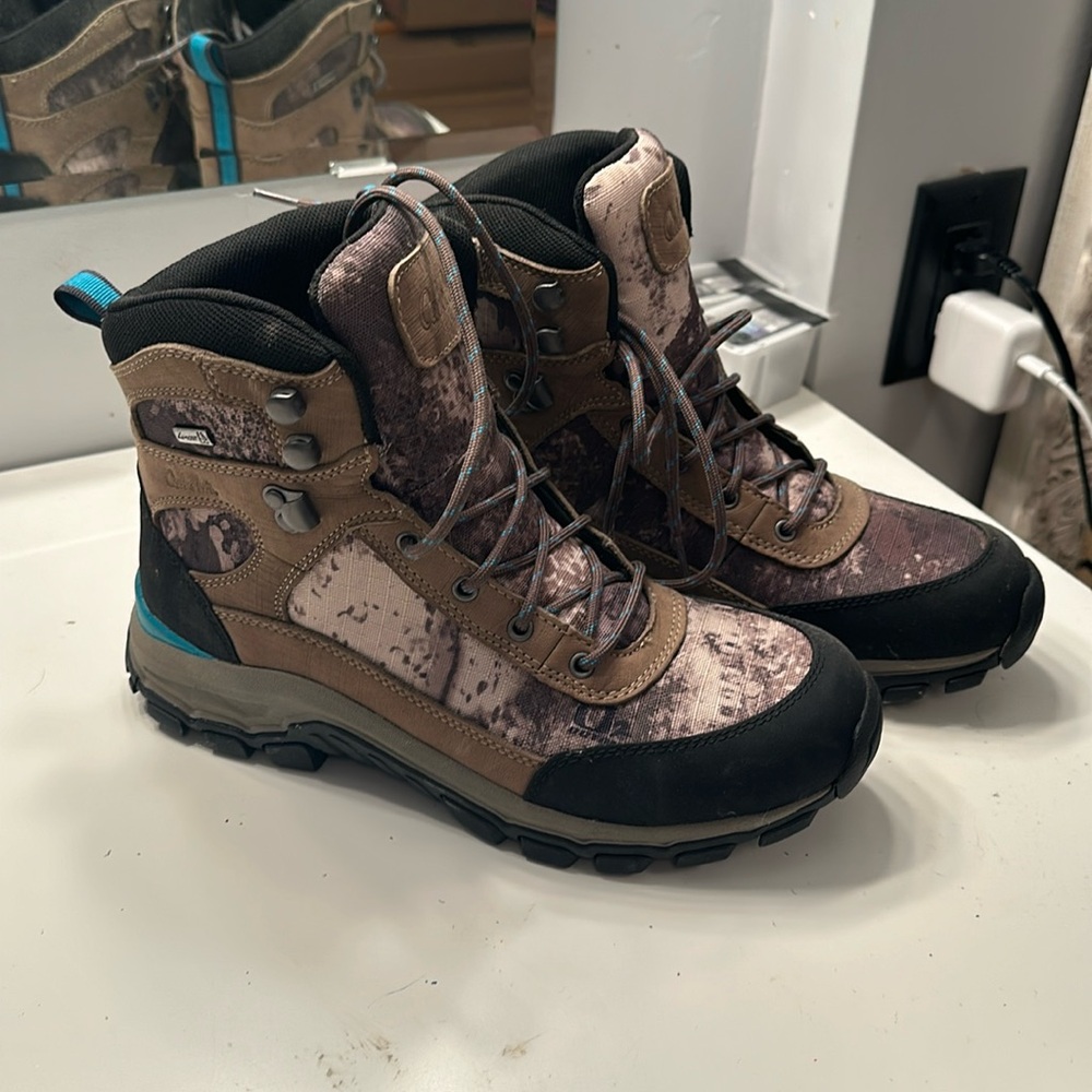 Hiking boots **NEVER WORN**